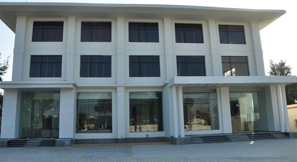 Madhu Resort Agra  Eksteriør bilde