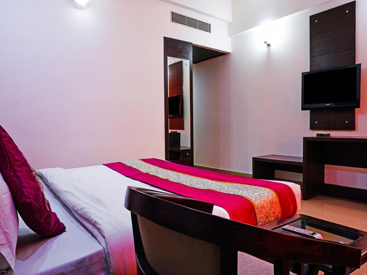 Madhu Resort Agra  Eksteriør bilde